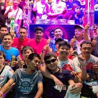 ซุ้มไก่เงินเพชรรุ่งเรือง