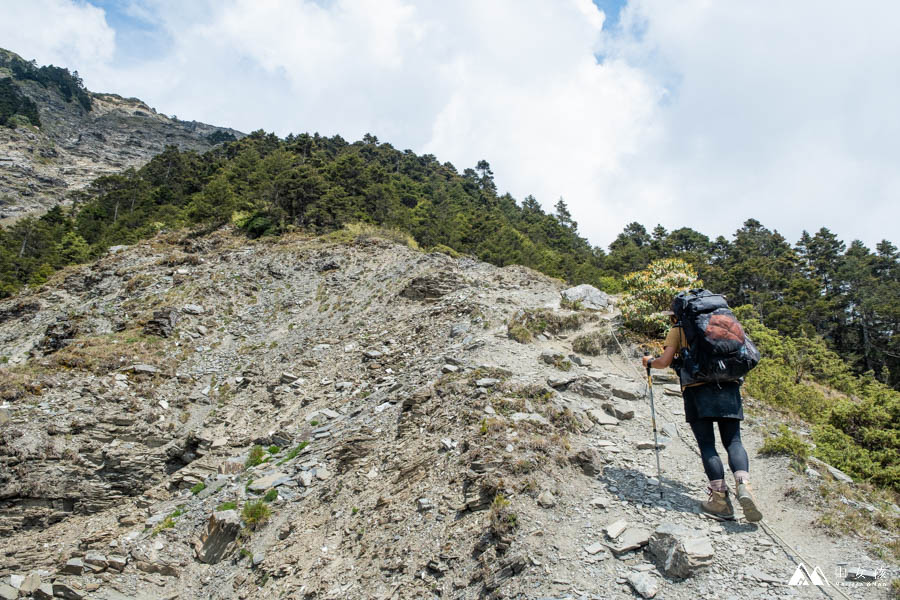 山女孩MelissaxMao冒險生活_奇萊主北_奇萊北峰主峰三天兩夜登山紀錄-56.jpg