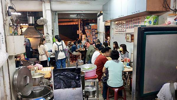 【台南美食】水仙宮粽葉米糕-排隊人潮沒有停過的超人氣美食小吃店