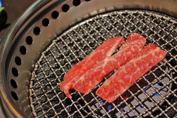 【板橋美食】新野町燒肉居酒屋-吃了會讓人回味無窮的高品質牛肉燒烤店