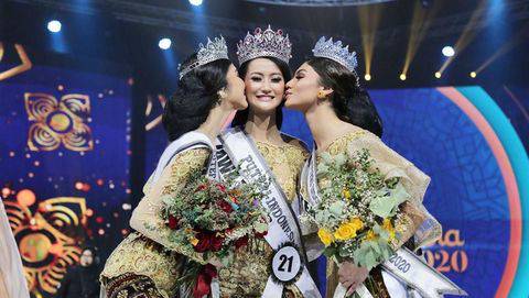 Ayu Maulida Siap Wakili Indonesia Di Miss Universe 2020 Insertlive Line Today