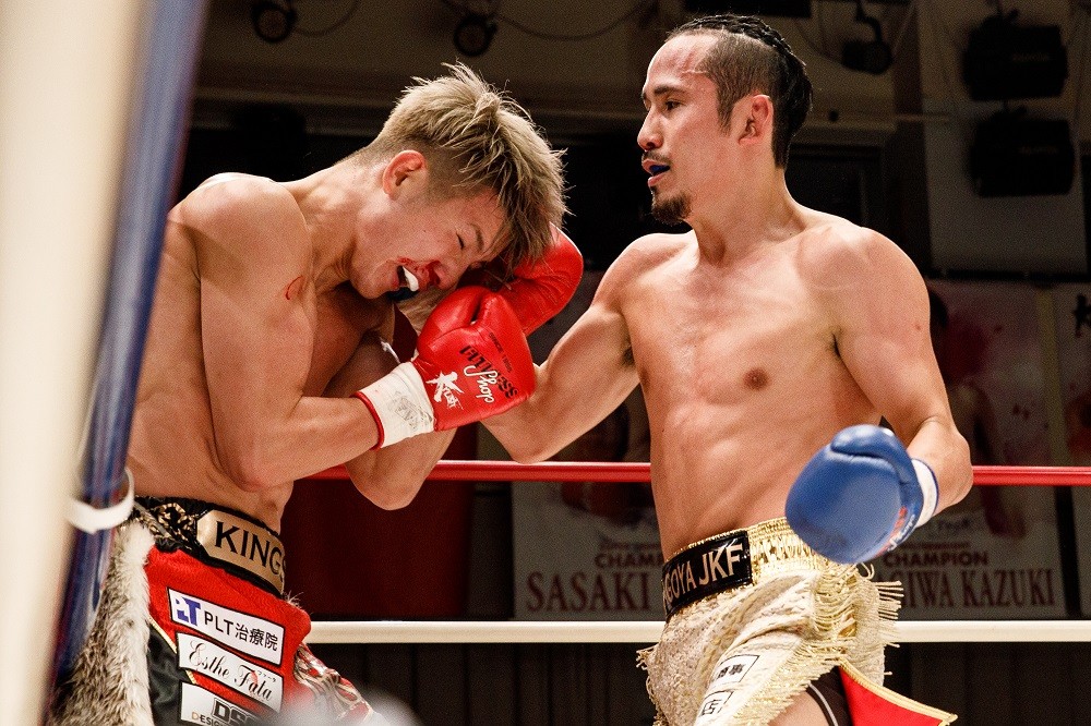 K-1 玖村修平　サイン入り ボクシンググローブ 黒 アラレ3号様専用 K-1玖村修平選手 ボクシンググローブ※実使用