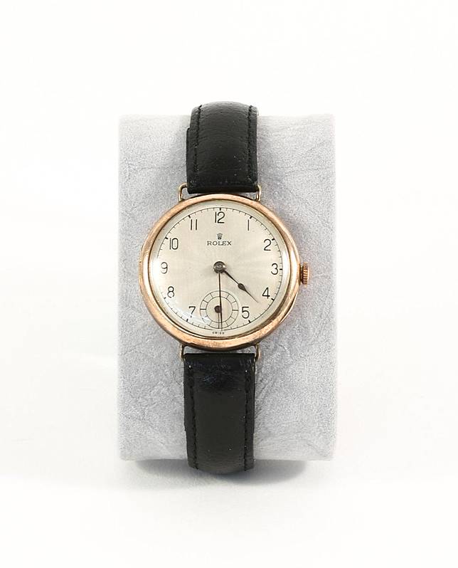 Anthony Bourdain S Personal Items Up For Auction Including Rolex