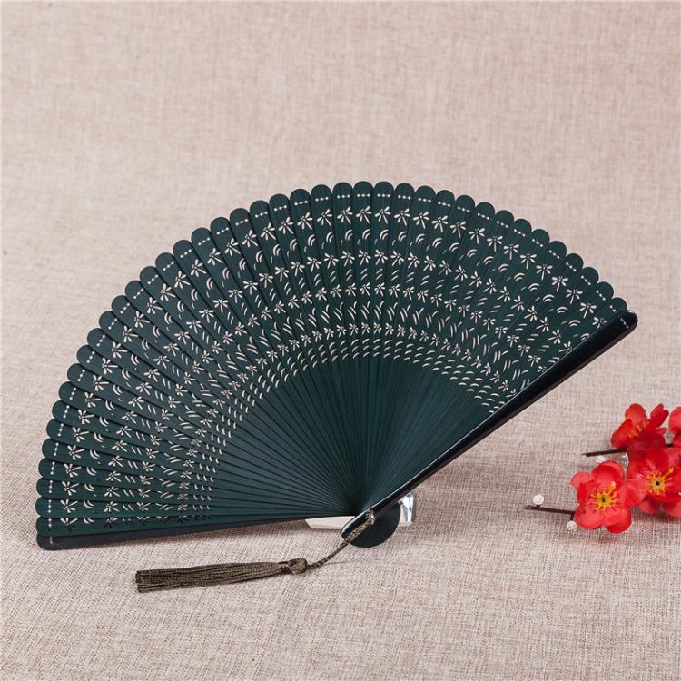 中國風鏤空雕刻手工女士折扇日用古風工藝小扇子全竹扇古典禮品扇