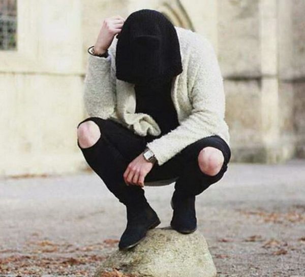 找到自己 訂製款 聖羅蘭 風格破褲 大破洞 穿搭 破褲 窄版 圓球破褲