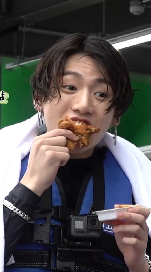อาร์มี่สายกิน ที่ไหนดี ที่ไหนเด็ด เราจะตามไปกิน!!
