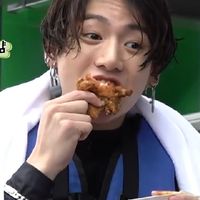 อาร์มี่สายกิน ที่ไหนดี ที่ไหนเด็ด เราจะตามไปกิน!!
