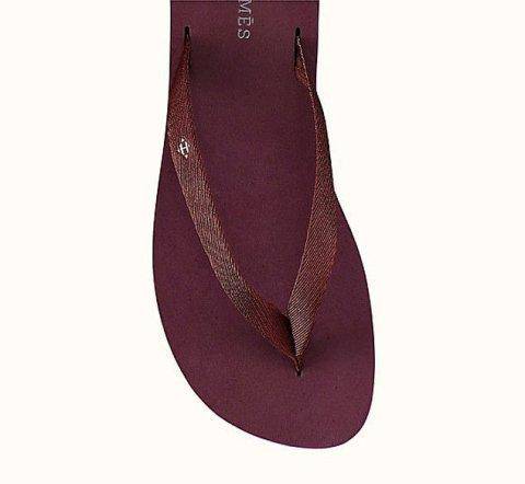 Hermes Jual Sandal Jepit Rp5.7 Juta