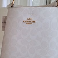 美包美衣