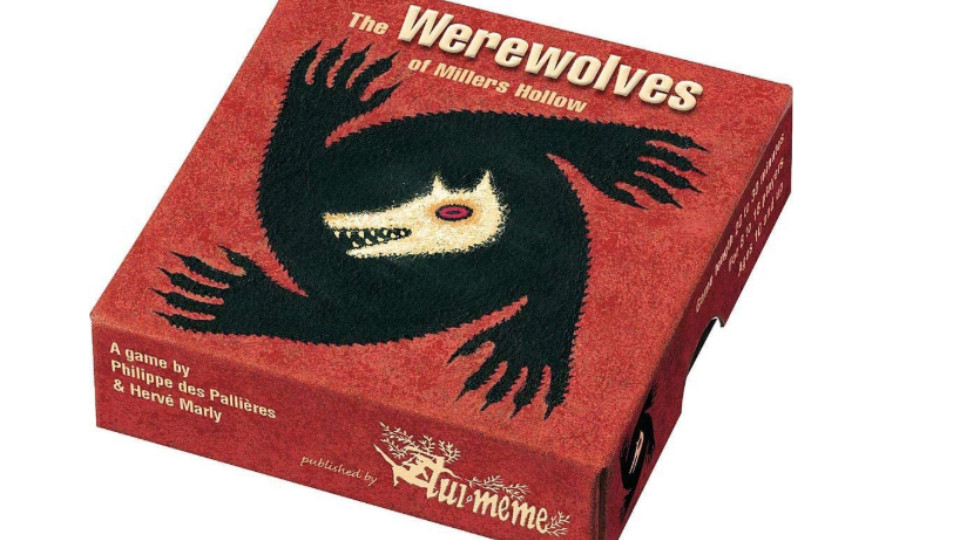 人氣桌遊推薦 1：《阿瓦隆》，遊戲建議人數：5～10人。