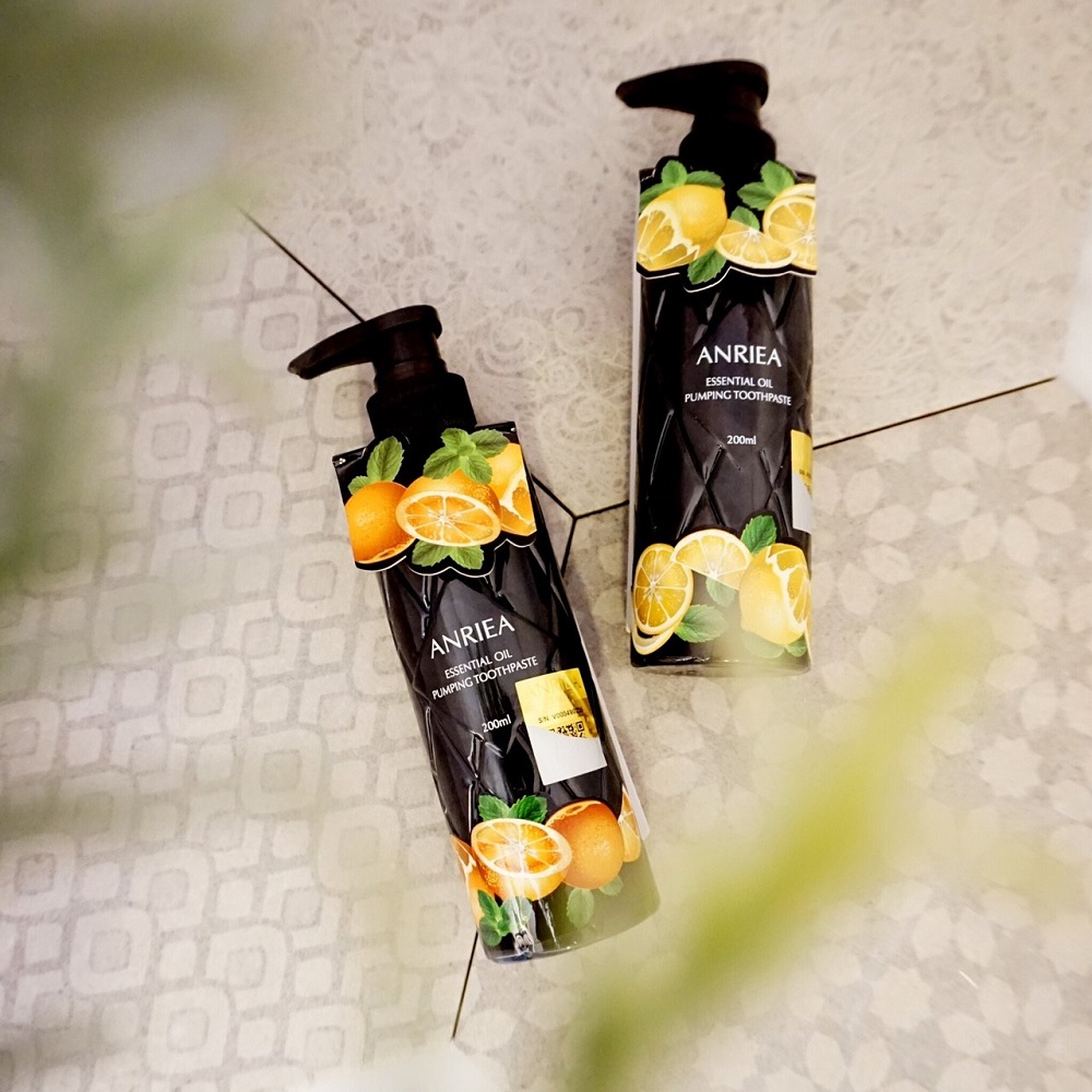 首創自台灣的口腔SPA精油牙膏胺基酸，精油SPA，締造口腔按摩保健的傳說