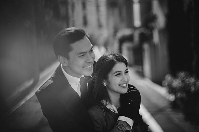 4400 Gambar Pasangan Romantis Hitam Putih Gratis Terbaru