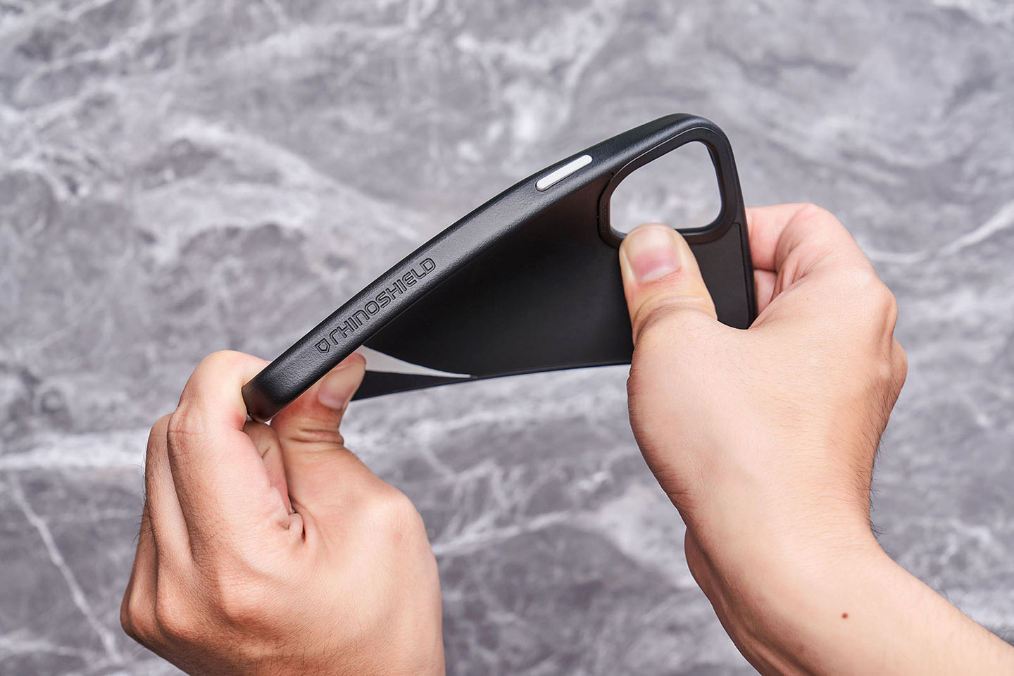 最強防護來襲！專為 iPhone12 系列量身打造的犀牛盾組合：3D 壯撞貼、Mod NX + SolidSuit 完美打造 360 度零死角防護！