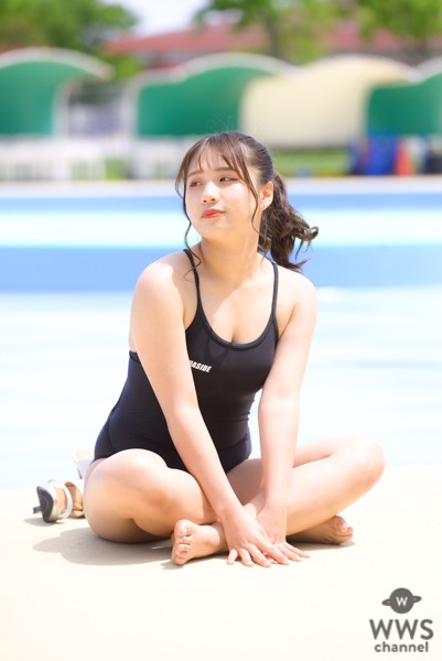 写真特集 14枚】橘杏佳、セクシーな黒競泳水着姿を披露！＜近代麻雀