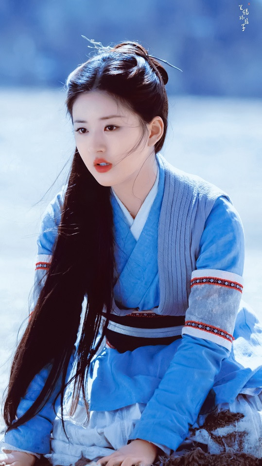 「無縫接軌拍新戲」的明星5：趙露思