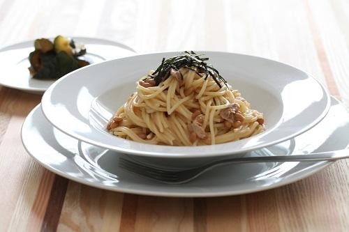 ごはんのおともだけじゃない 食べるラー油で作る絶品パスタ４選