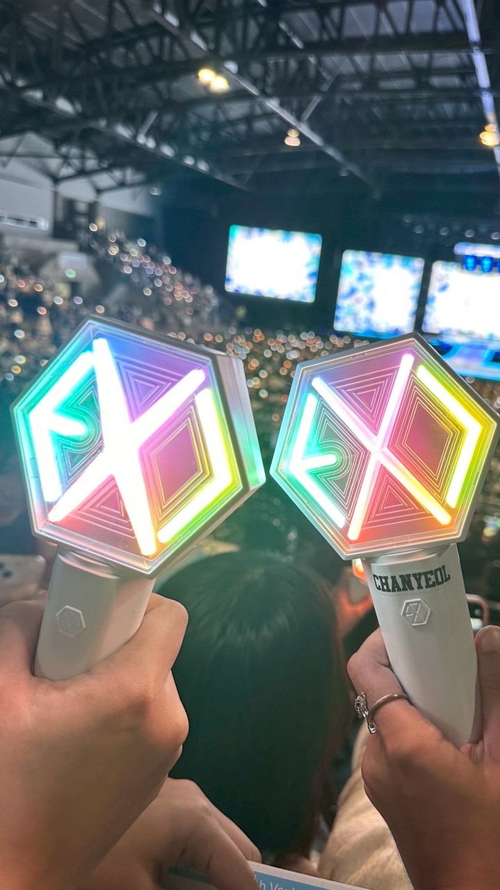 รับฝากของคอนเสิร์ต EXhOrizon_in_BKK
