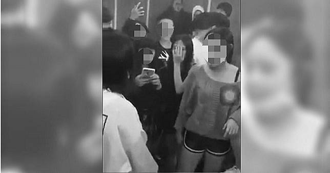 國中屁妹不滿男人遭搶　掌摑情敵啤酒倒頭