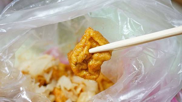 【台北美食】舊石牌火車站前張家臭豆腐-在地人極力推薦的臭豆腐店