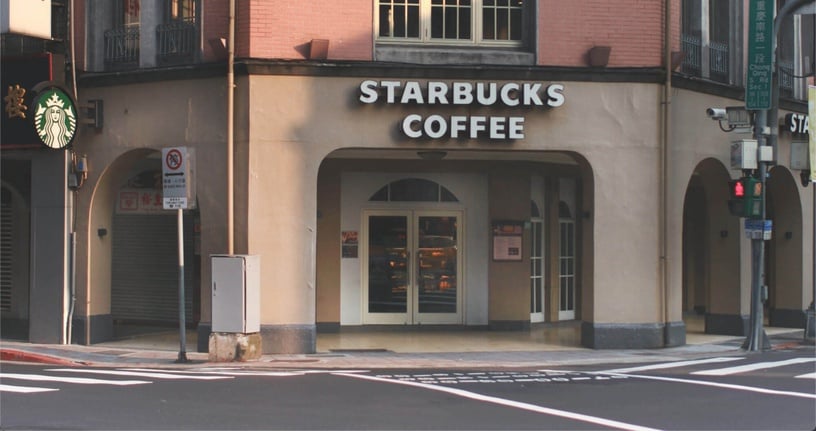 全台30間星巴克特色門市盤點！星巴克不只進駐古宅，鐘樓門市、貨櫃屋門市也超美超好拍