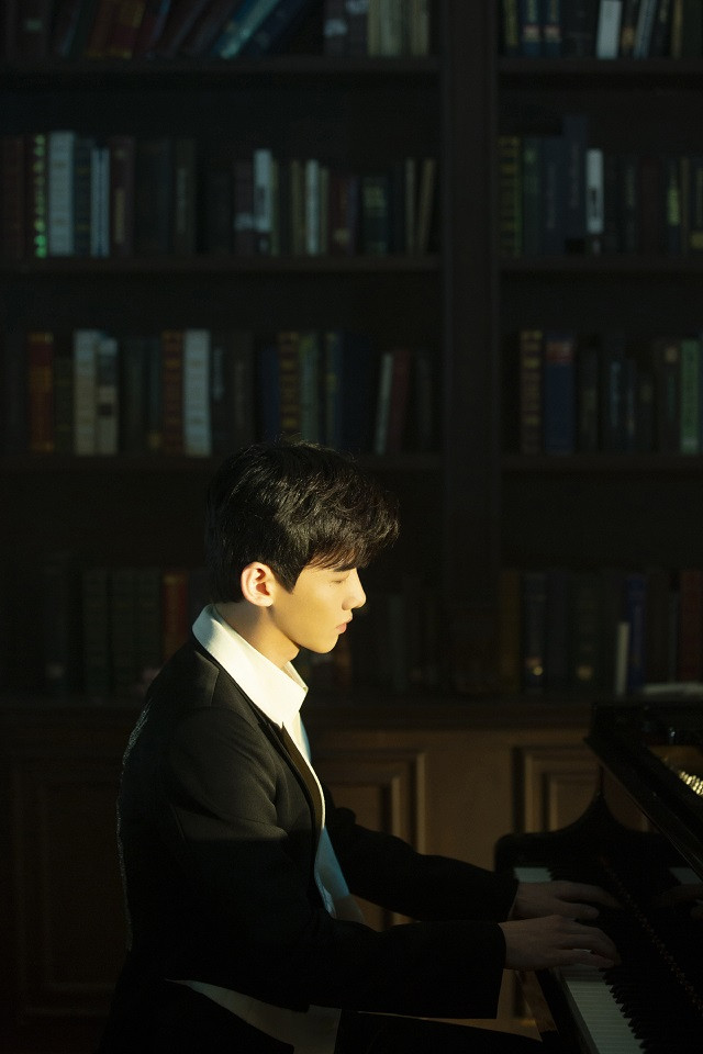 「無縫接軌拍新戲」的明星7：白敬亭