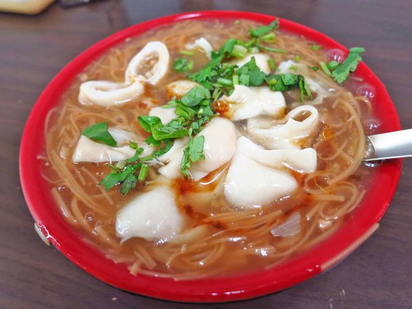 【三重美食】阿和麵線-1碗40元料多湯頭好的麵線 【三重美食】阿和麵線-1碗40元料多湯頭好的麵線