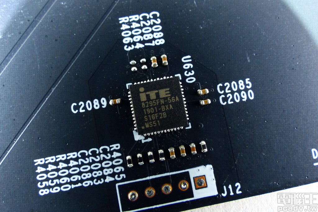 ITE 8295FN-56A 微控制器負責顯示卡散熱器 RGB LED 燈光效果