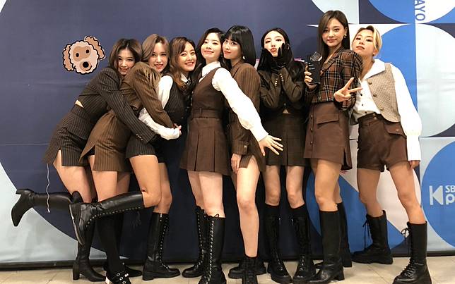 Twice Dipuji Makin Cantik Dan Tak Punya Lubang Visual Di Acara Terbaru Wowkeren Media Line Today