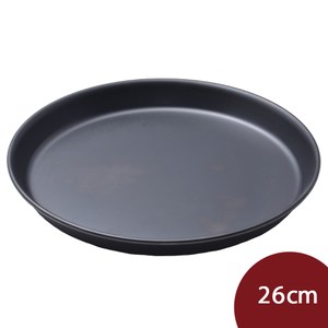 1.德製百年鐵鍋，導熱快，保溫持久 2.經過發藍處理，形成天然保護層 3.可用來製作比薩、派、煎餅等