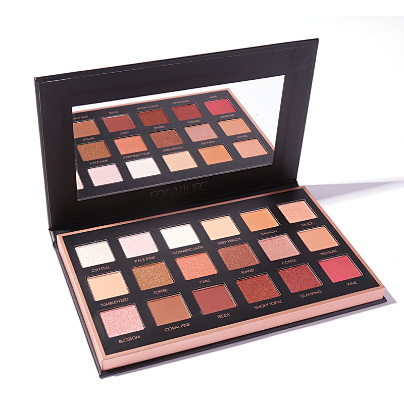 時尚流行色，魅力燃爆全新升級色澤飽滿一抹驚艷吸睛滿足各種妝容2 浪漫動人（啞光+珠光）色澤細膩，韻味加倍，魅惑雙眸，立體深邃警告：1.請不要用於化妝以外的用途。2.請勿直射陽光或溫度過高或過低。3.遠