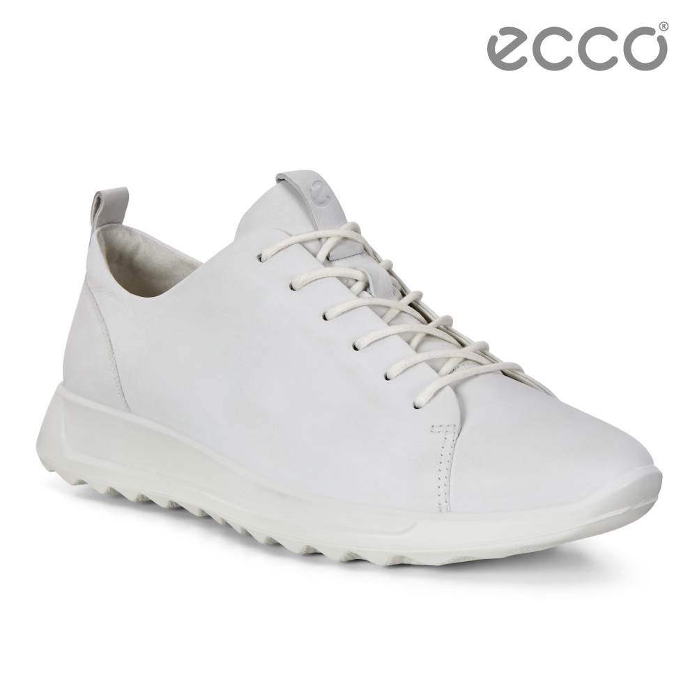 ●全皮革鞋面 休閒運動風格●採用織物內襯 透氣舒適●一體成型注模鞋底 輕盈且耐穿