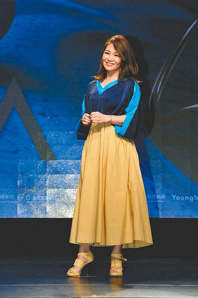 喪親大受打擊 黃妃盼亡母入夢