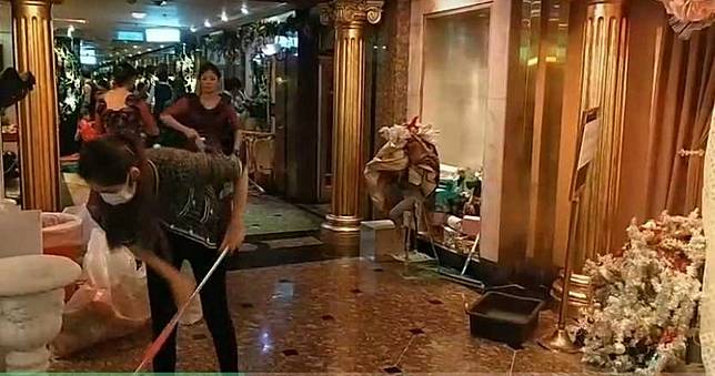 酒店消費遭拒怒砸龍亨　10黑衣惡煞落網