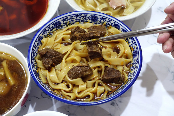 宅配冷凍料理包推薦-奇真會館宅配美食料理，國家金牌御廚水蛙師手工美食，無添加防腐劑調理包，在家就能輕鬆享用餐廳等級的美味料理