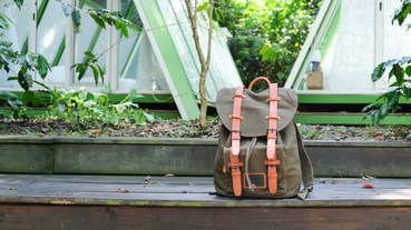 Gaston Luga 後背包 Clässic 橄欖綠，北歐瑞典設計品牌筆電包, 背著去旅行