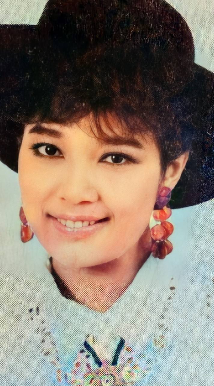 พูดคุยแลกเปลื่ยน พุ่มพวง ดวงจันทร์