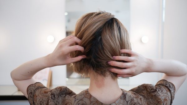 Stay Homeで伸びすぎた髪をレスキュー 首元すっきり ヘアアレンジ術