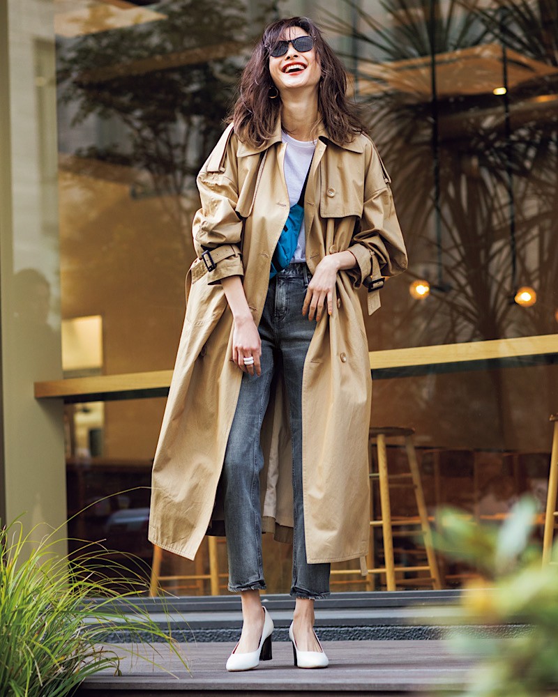 アラサー女子の ベージュトレンチコートコーデ ６選 年秋 Classy News