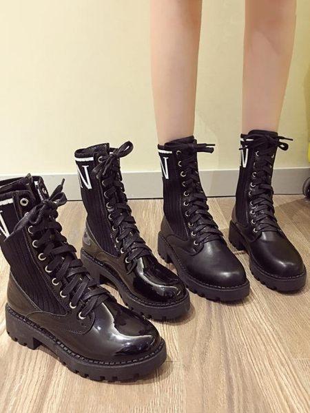 馬丁靴休閒時尚馬丁靴女秋季網紅百搭粗跟學院風襪靴機車短靴潮 寶貝計書