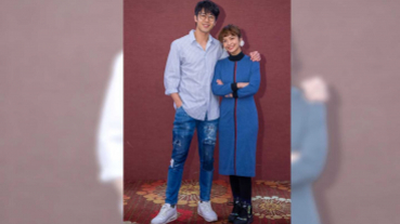 胡宇威水喝一半...突然爆笑出來 葉星辰被噴滿臉