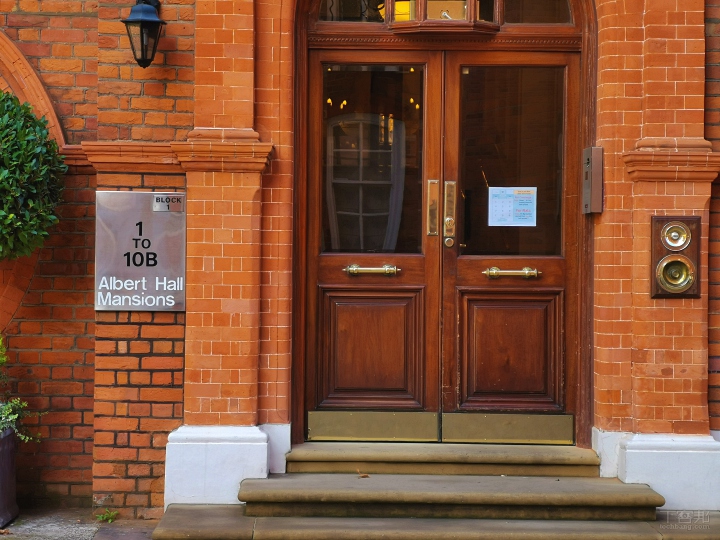 倫敦街頭實拍，HUAWEI Mate 20 Pro 矩陣式排列三鏡頭之超廣角、長焦鏡頭使用心得分享