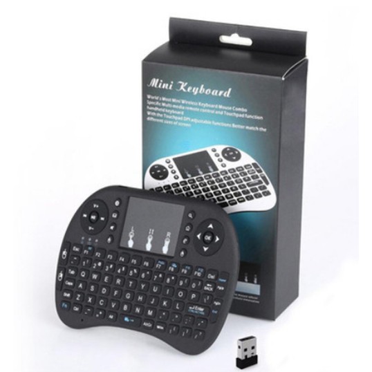 1️⃣鍵盤滑鼠二合一 2️⃣鍵盤有注音符號,而且所有注音按鍵都在後面 3️⃣內建鋰電池 4️⃣紅外線遙控能直接開機(測過安博能順利開機) 四大亮點： 1.更大的觸控板，獨特雙鼠標左右鍵設計，操作更方便