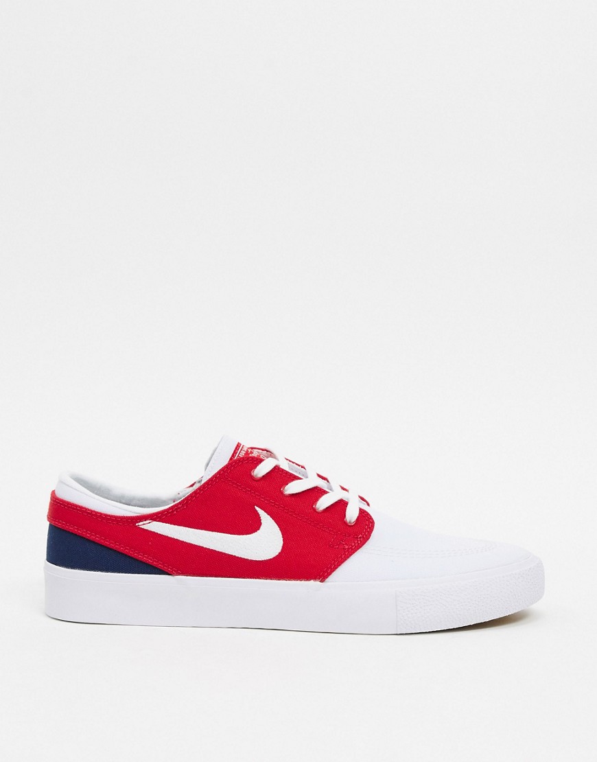 Trainers by Nike Skateboarding From the streets to the skate park Designed to enhance boardfeel and 