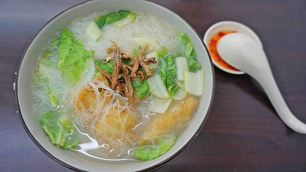 【台北美食】SGP 新加坡美食-隱身在巷弄裡超大份量的新加坡美食