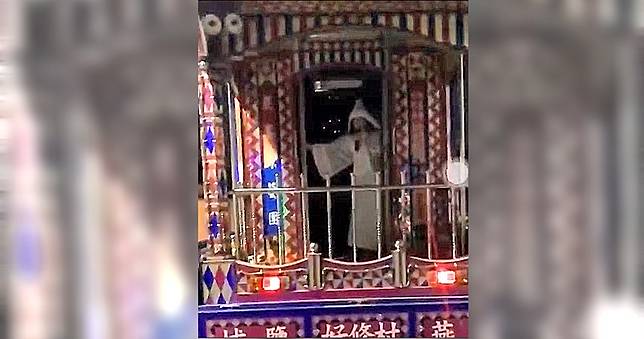 孝女白琴暗夜討債　字字血淚兼押韻網讚「太有才」