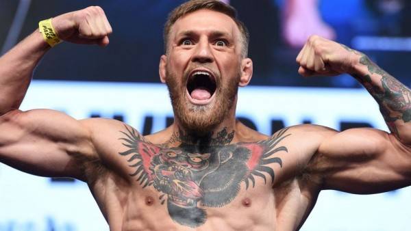 Conor McGregor Aniaya DJ Italia 