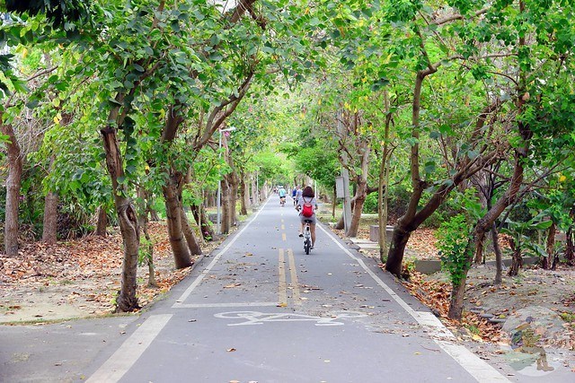 iMiró SIVRAC 城市小旅行