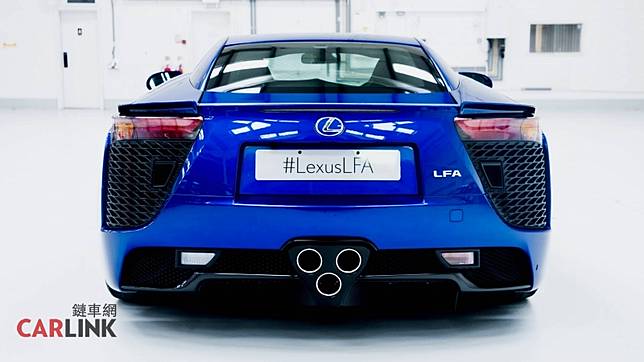 現在還能買到全新的lexus Lfa 你信嗎 這裡還有四台 Carlink鏈車網 Line Today