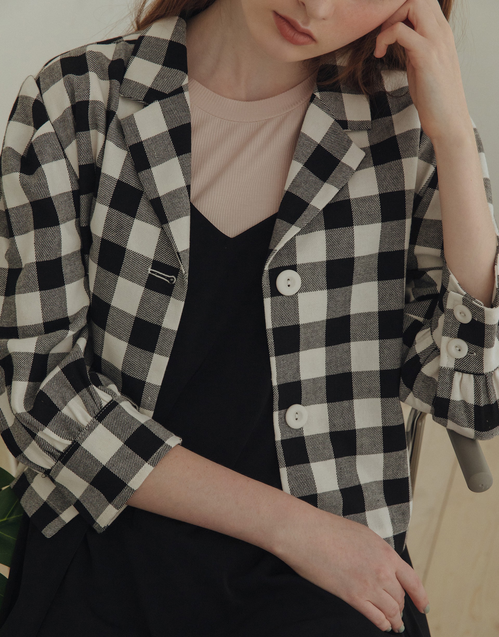 外套上衣兩穿/落肩澎袖設計/無內裡