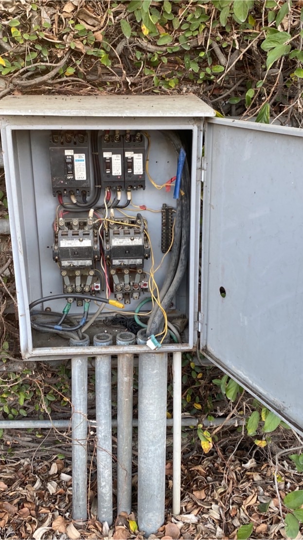 營造廠徵機電工程師